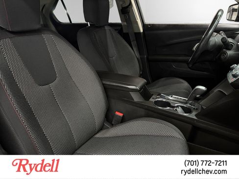 Used 2012 Chevrolet Equinox LT w/ Driver Convenience Package AWD/4WD image 16