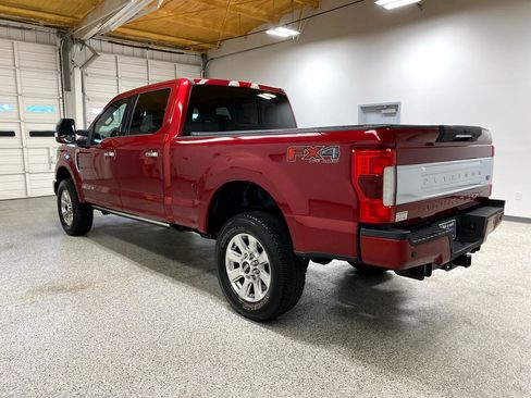 Used 2018 Ford F250 Platinum w/ Platinum Ultimate Package image 2