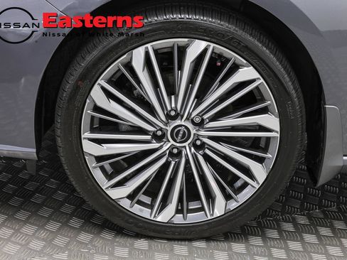 Used 2024 Nissan Altima 2.5 SL AWD/4WD image 31