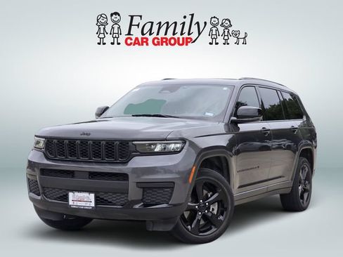 Used 2022 Jeep Grand Cherokee L Laredo AWD/4WD image 1