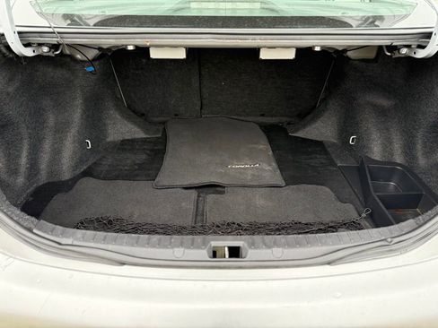 Used 2010 Toyota Corolla LE image 15