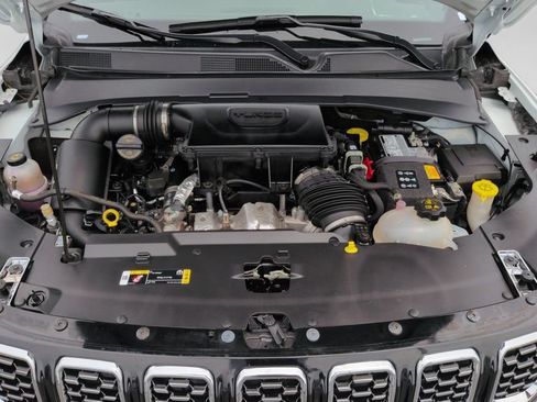 Used 2025 Jeep Compass Limited AWD/4WD image 13