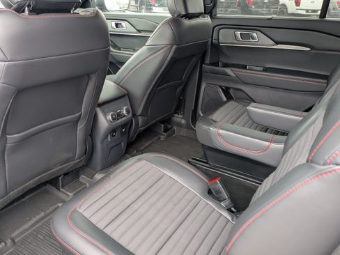 Used 2025 Ford Explorer ST-Line w/ Premium Package AWD/4WD image 14