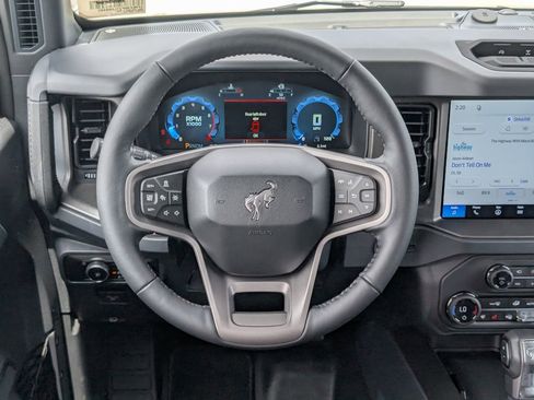 New 2026 Ford Bronco Badlands AWD/4WD image 10