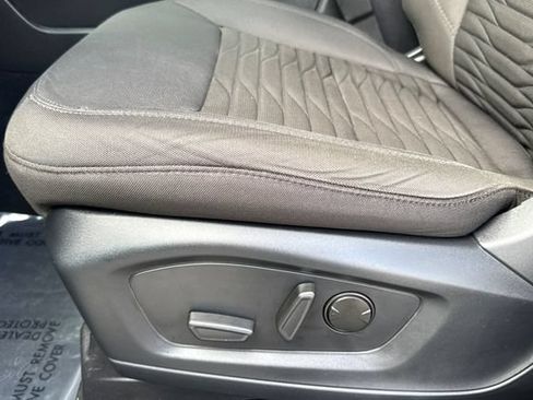 Used 2021 Ford Explorer XLT AWD/4WD image 13