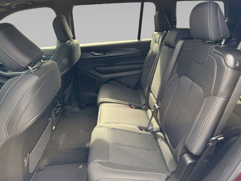 New 2026 Jeep Grand Cherokee L Laredo AWD/4WD image 15