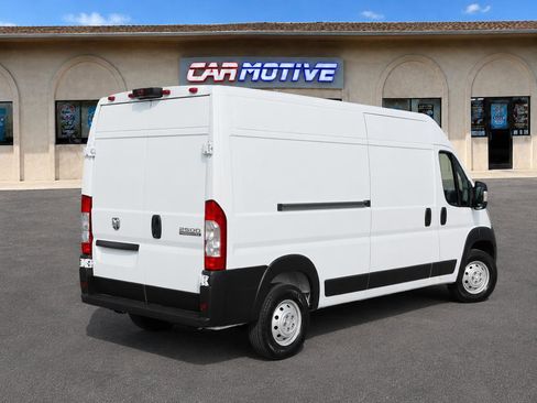Used 2023 RAM ProMaster 2500 FWD image 7