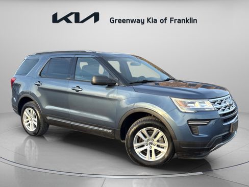 Used 2019 Ford Explorer XLT w/ Class III Trailer Tow Package image 1
