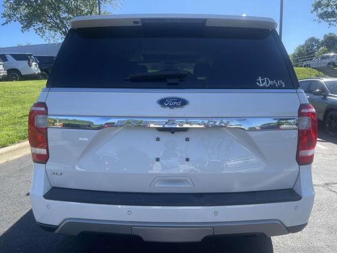 Used 2021 Ford Expedition XLT RWD image 5