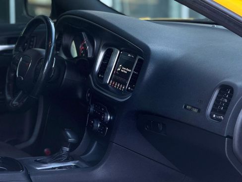 Used 2017 Dodge Charger R/T image 15