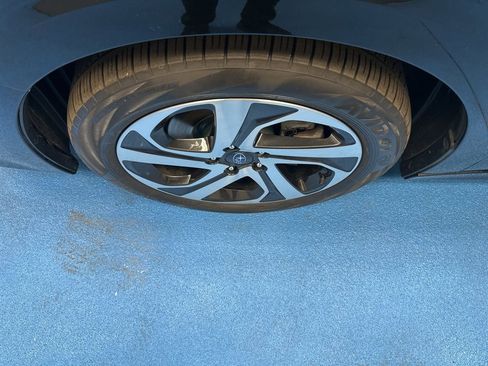 Used 2022 Subaru Legacy Limited image 16