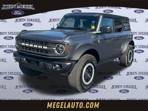 Used 2024 Ford Bronco Black Diamond w/ Sasquatch Package AWD/4WD image 1
