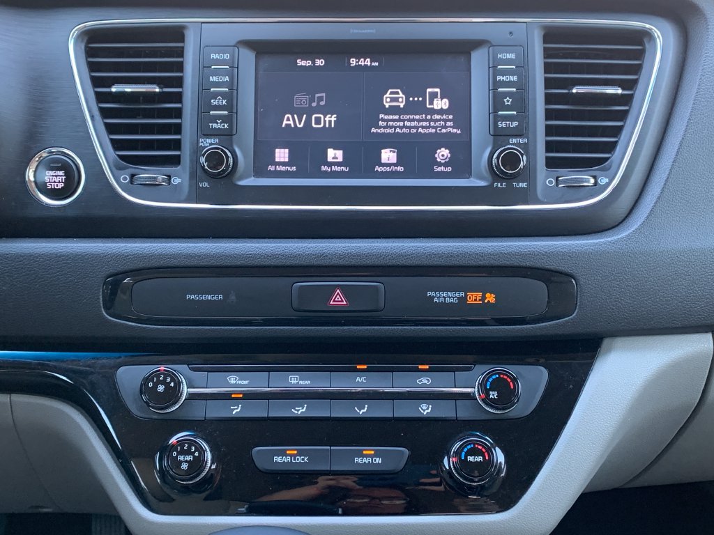 Used 2020 Kia Sedona EX FWD image 17