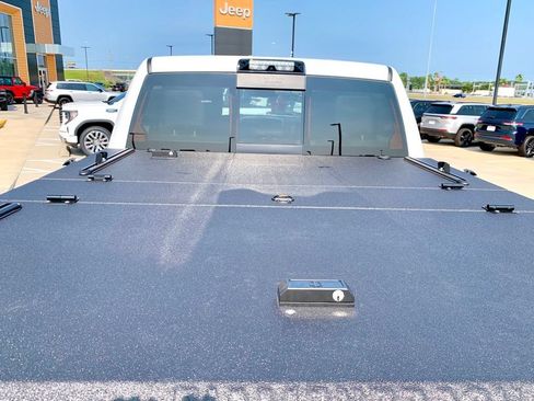 Used 2020 RAM 2500 Laramie AWD/4WD image 13