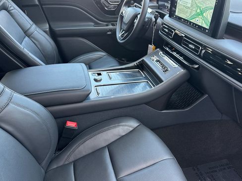 New 2025 Lincoln Aviator Reserve image 16