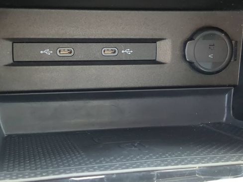 Certified 2023 Volkswagen Taos SEL AWD/4WD image 25