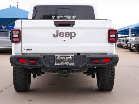 Used 2020 Jeep Gladiator Rubicon AWD/4WD image 4