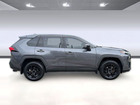 Used 2023 Toyota RAV4 LE FWD image 8