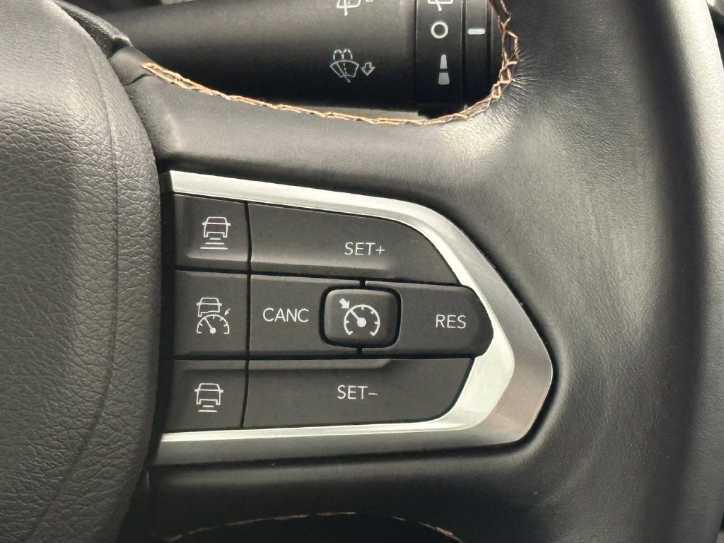 Used 2022 Jeep Compass Limited w/ Elite Group AWD/4WD image 31