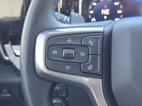 Used 2024 Chevrolet Silverado 1500 RST w/ Z71 Off-Road Package image 23