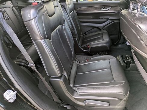 Certified 2023 Jeep Grand Cherokee L Limited w/ Trailer Tow Group (B) image 28