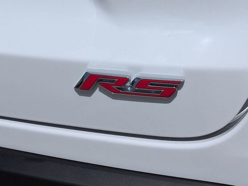 New 2026 Chevrolet Trax RS w/ Sunroof Package FWD image 7
