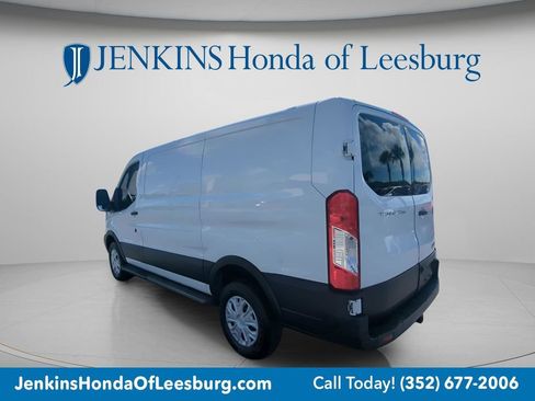 Used 2019 Ford Transit 250 130 Low Roof w/ Exterior Upgrade Package RWD image 5