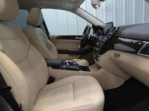 Used 2017 Mercedes-Benz GLS 450 4MATIC w/ Premium Package image 21