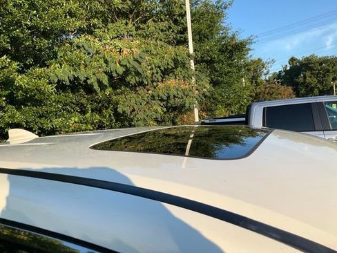 Used 2017 Honda Ridgeline RTL-E image 3