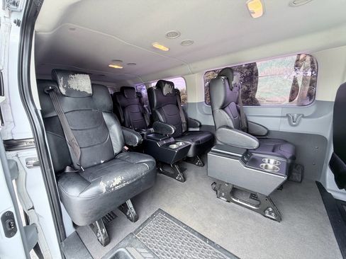 Used 2019 Ford Transit 350 XLT RWD image 21