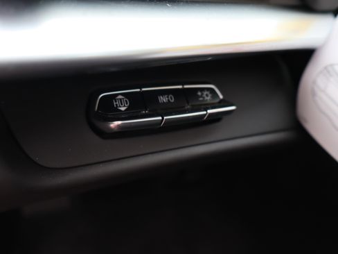 Certified 2022 Chevrolet Corvette Stingray Premium Conv w/ Z51 Performance Package image 18