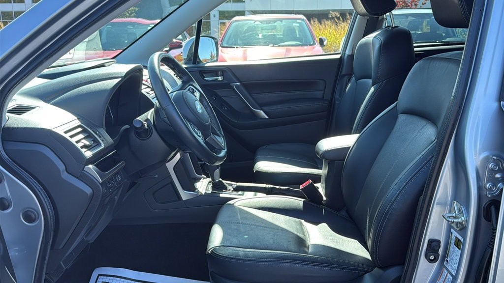 Used 2018 Subaru Forester 2.5i Touring AWD/4WD image 10