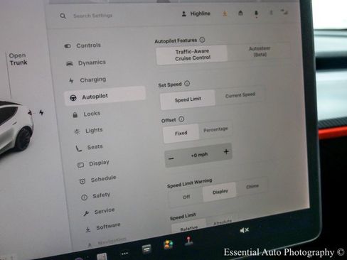 Used 2021 Tesla Model Y Long Range image 29