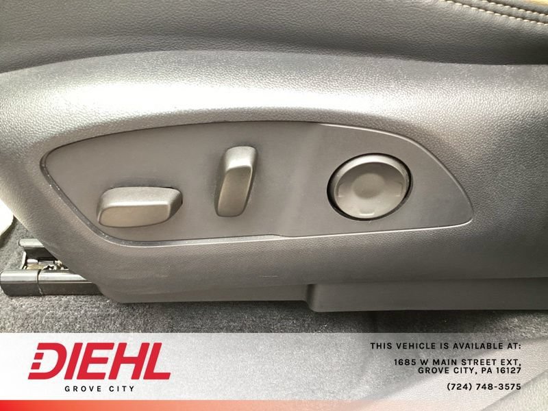 Used 2024 Chevrolet Traverse RS AWD/4WD image 27
