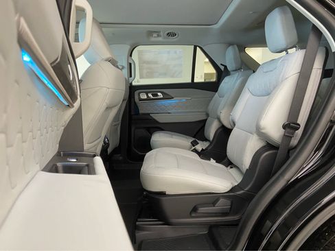 New 2026 Ford Explorer Platinum w/ LUX Leather Package AWD/4WD image 14