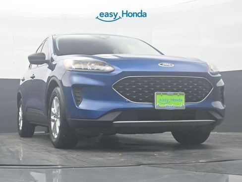Used 2022 Ford Escape SE image 28