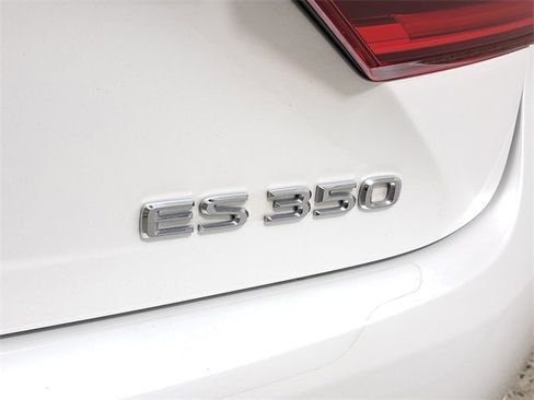 Used 2018 Lexus ES 350 image 9