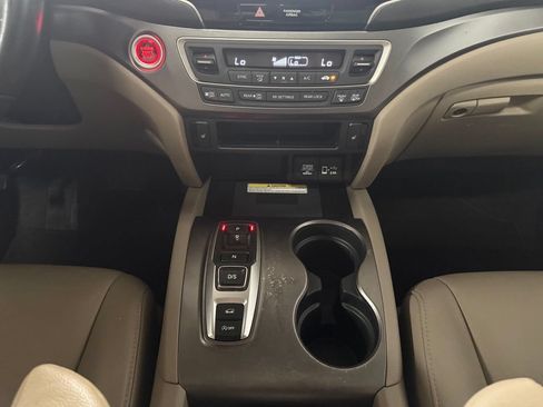 Used 2022 Honda Pilot Special Edition image 14