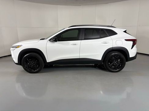 Used 2025 Chevrolet Trax ACTIV w/ Driver Confidence Package image 6