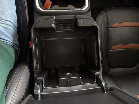 Used 2019 GMC Sierra 1500 AT4 image 26