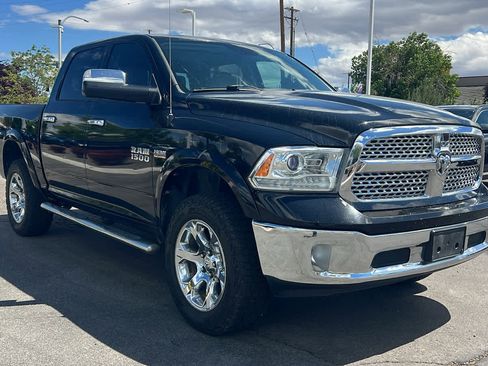 Used 2014 RAM 1500 Laramie w/ Convenience Group AWD/4WD image 3