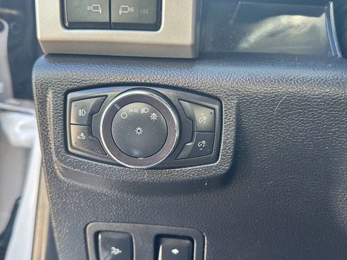Used 2019 Ford F250 Lariat w/ Lariat Ultimate Package image 18