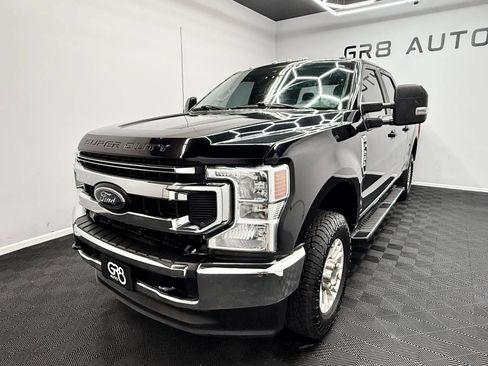 Used 2020 Ford F250 XL w/ STX Appearance Package AWD/4WD image 3