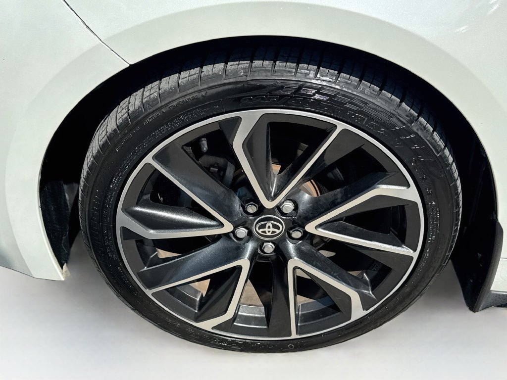 Used 2019 Toyota Corolla XSE FWD image 38