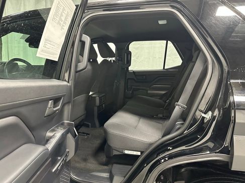 Used 2025 Toyota 4Runner SR5 image 41