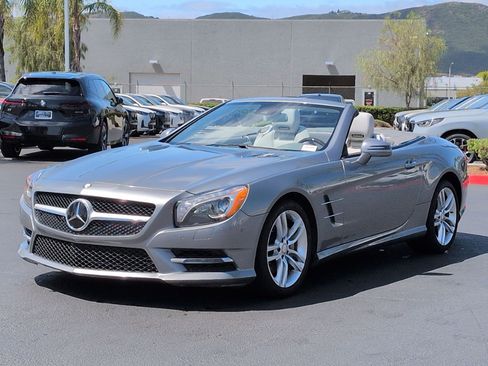 Used 2015 Mercedes-Benz SL 400 image 5