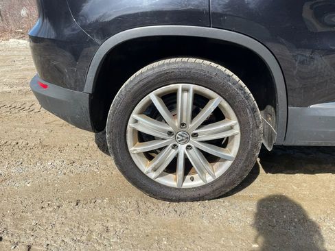 Used 2015 Volkswagen Tiguan SEL image 34