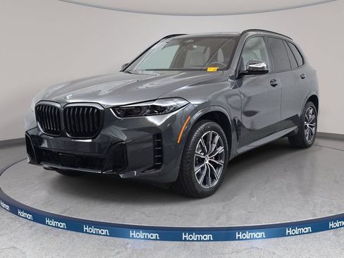 New 2026 BMW X5 xDrive40i w/ M Sport Package AWD/4WD image 1