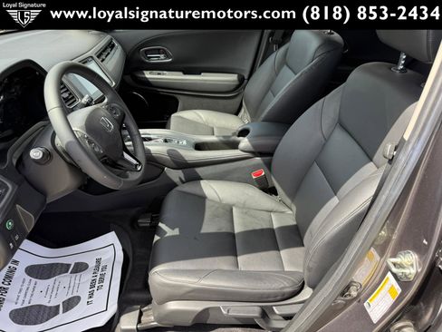 Used 2017 Honda HR-V EX-L image 16