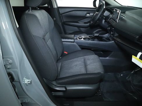 Certified 2026 Nissan Rogue SV w/ Cold Weather Package AWD/4WD image 34
